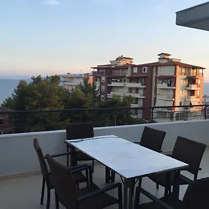 Bardhi Apts Apartment